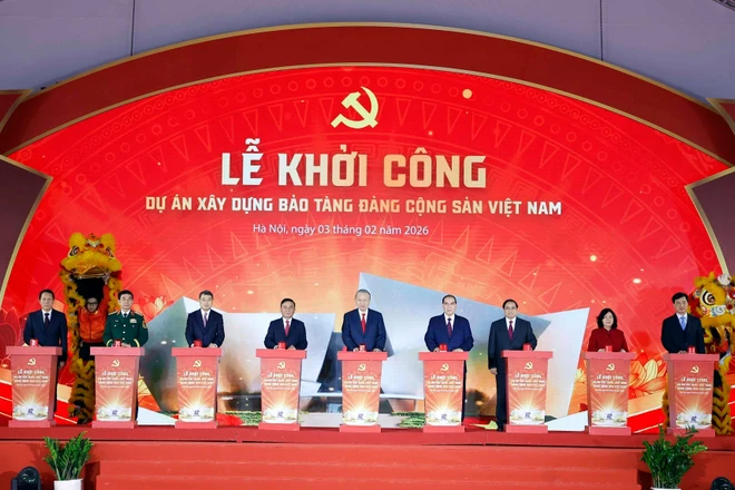 Генсекретарь То Лам и Премьер-министр Фам Минь Тьинь приняли участие в церемонии закладки фундамента проекта строительства Музея КПВ (Фото: ВИА)