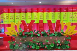 Выпуск фотоальбомов в честь XIV Всевьетнамского партийного съезда