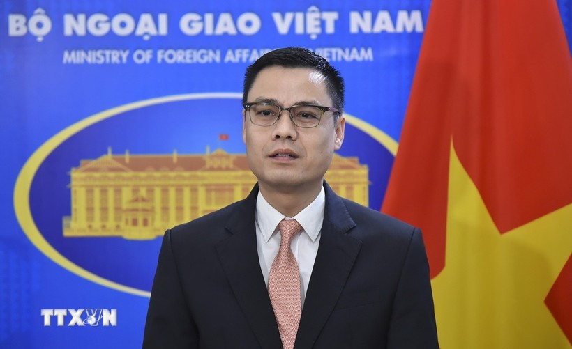 Заместитель министра иностранных дел Данг Хоанг Зянг. (Фото: ВИА) 3-c490e1bab7ng-hoc3a0ng-giang.jpg