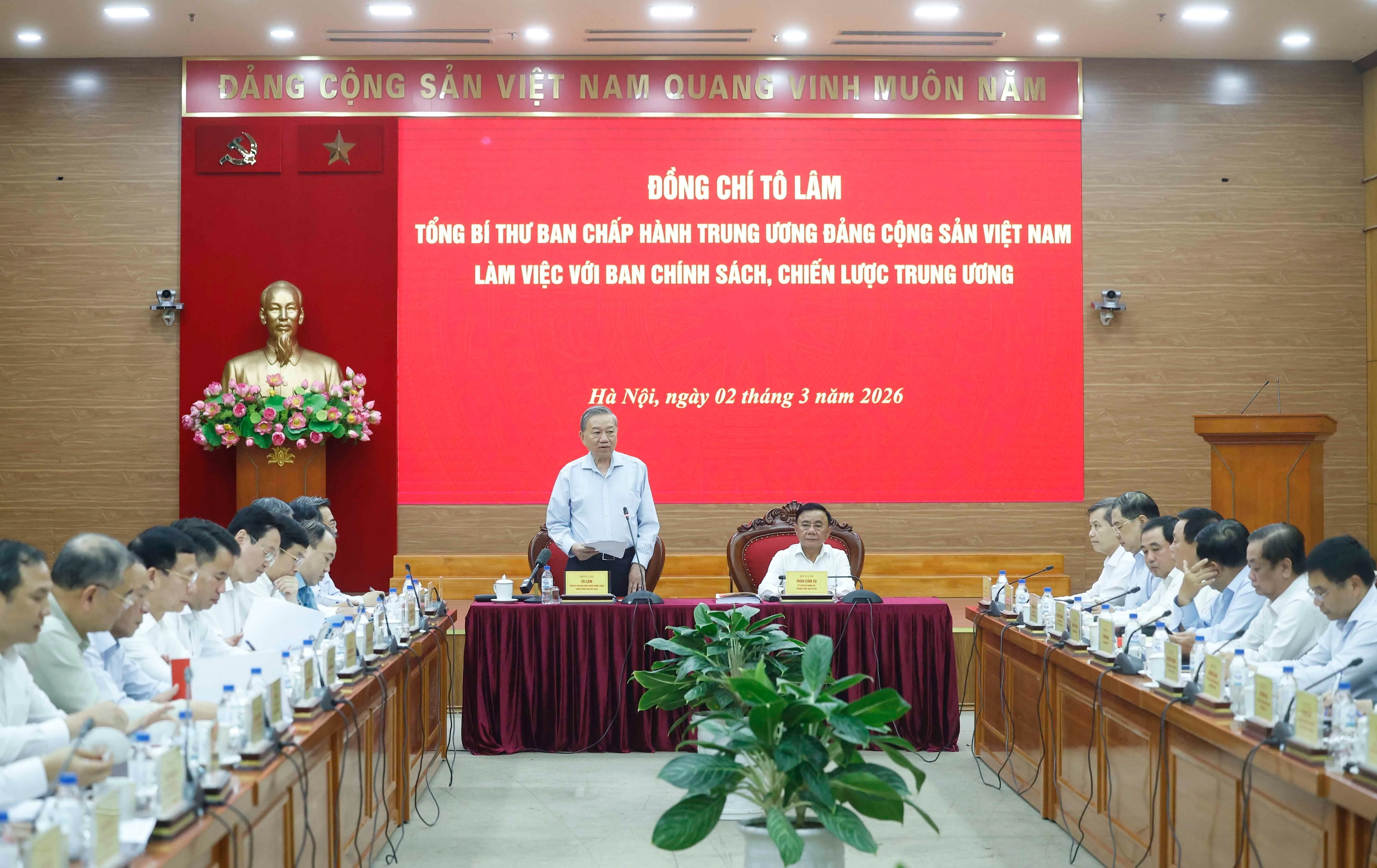 Генсек То Лам выступил с речью (Фото: ВИА) 