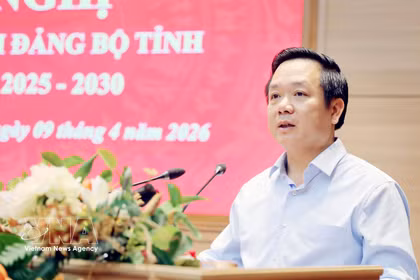 Секретарь провинциального партийного комитета, председатель Народного комитета провинции Хынгйен Фам Куанг Нгок выступает. Фото: ВИА.