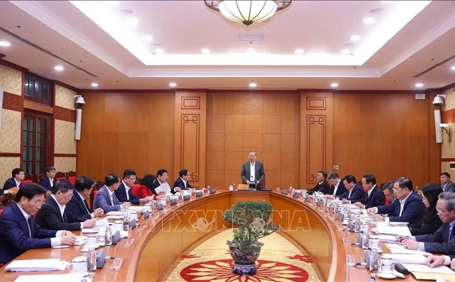 Генеральный секретарь То Лам провёл рабочее совещание с Постоянными членами Подкомитетов XIV съезда партии. (Фото: ВИА).