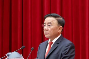 Член Политбюро, Постоянный член Секретариата ЦК КПВ Чан Кам Ту выступает на конференции 17 марта. (Фото: ВИА) 