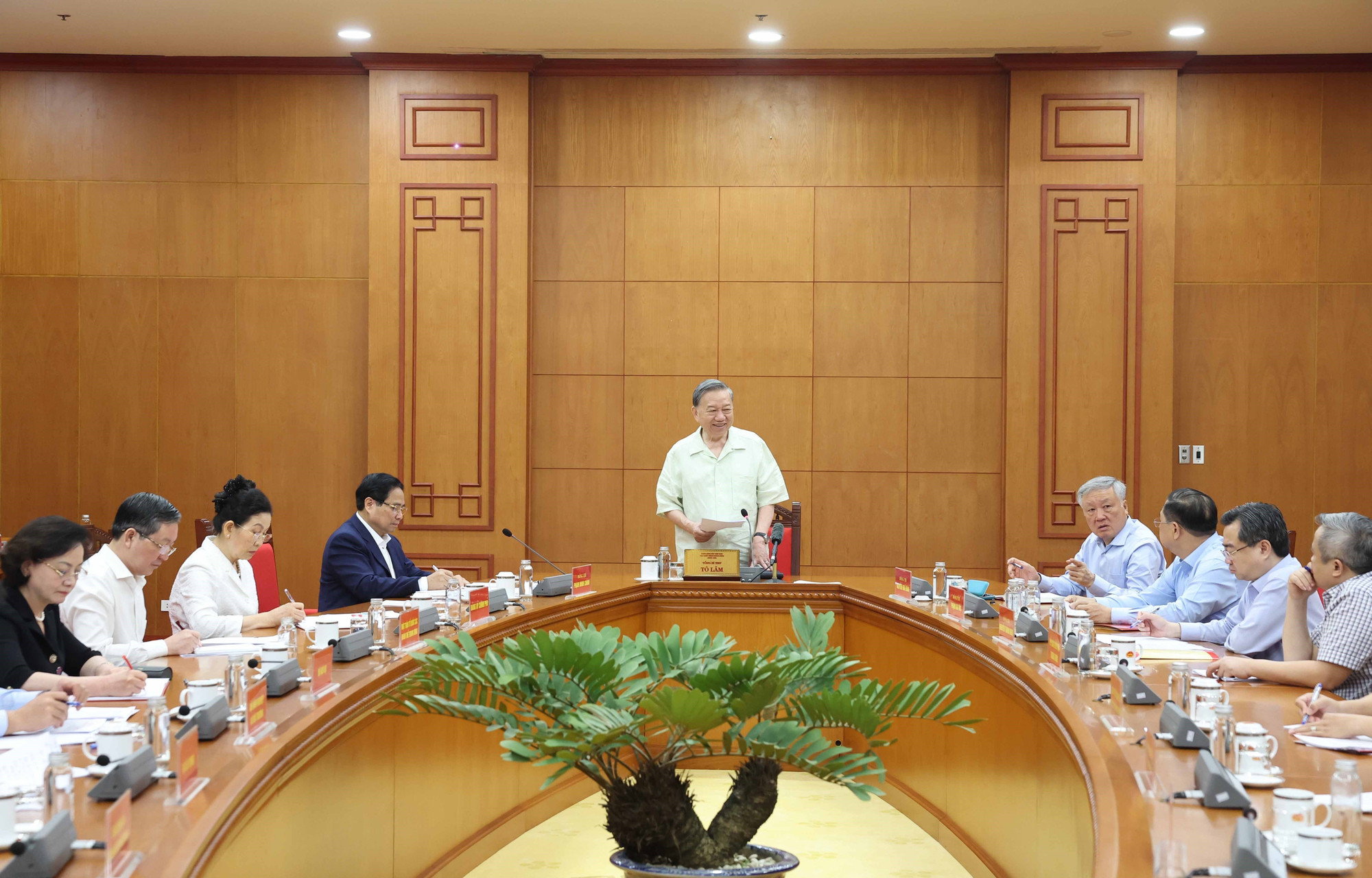 Генеральный секретарь То Лам выступает с речью. (Фото: ВИА) 5.jpg