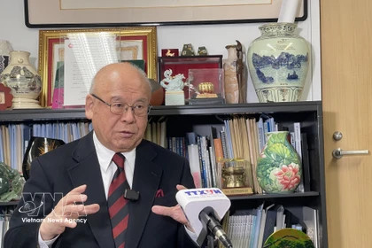 Такэбэ Цутому, специальный советник Альянса парламентариев японско-вьетнамской дружбы, бывший генеральный секретарь Либерально-демократической партии. (Фото: ВИА).