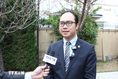 Нгуен Хонг Шон, председатель Союза вьетнамских обществ в Японии, отвечает на вопросы корреспондента ВИА (Фото: ВИА)