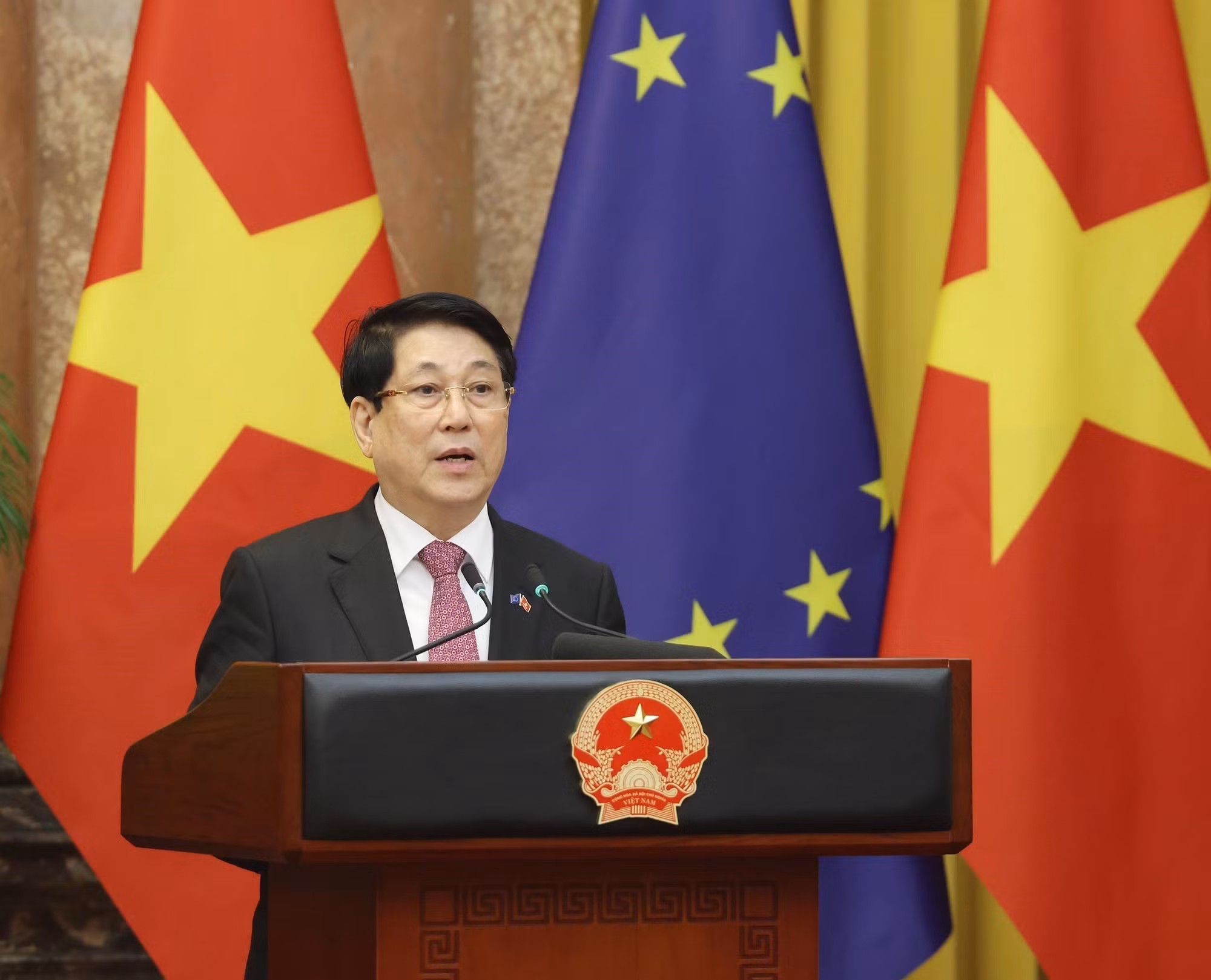 2-vna-potal-viet-nam-va-eu-nang-cap-quan-he-len-doi-tac-chien-luoc-toan-dien-8557984.jpg